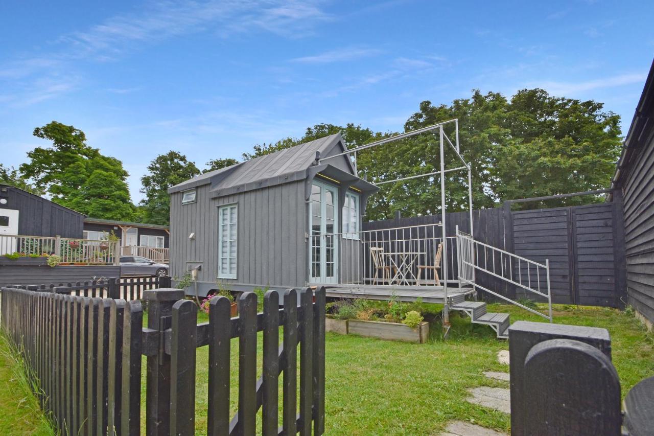 Apartment The Shepherd's Hut, Quex Park Estate *